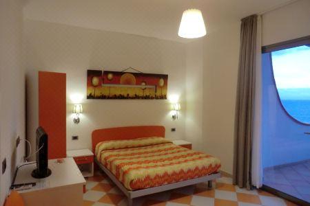 B&B Mediterraneo Mare e Sole - 2