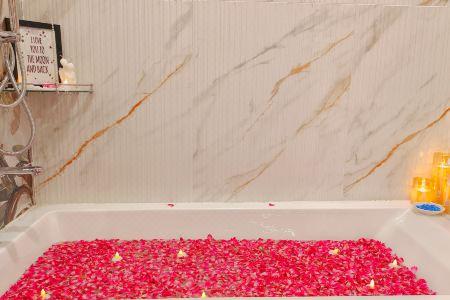 Sarang Palace - A Luxury Boutique - 2