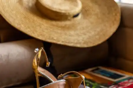 Debrah Brown, a Member of Browns - 28