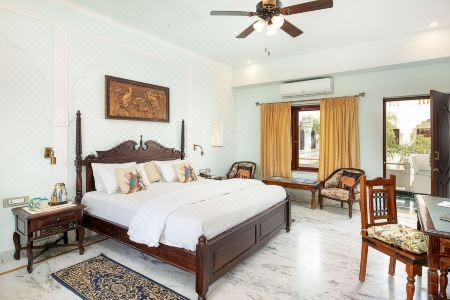 Rajasthan Palace Jalpur - 65