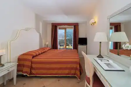 La Vue D'Or - 3