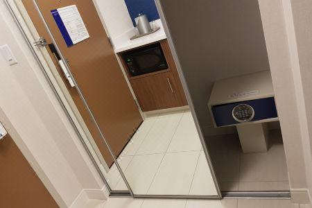 Holiday Inn Express & Suites SURREY by IHG - 68