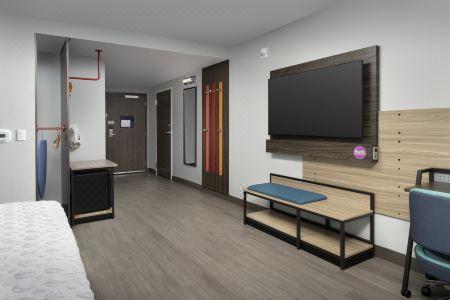 Home2 Suites by Hilton Miami Airport South Blue Lagoon - 55