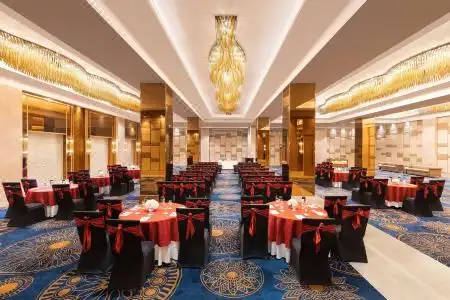 Radisson Jaipur City Center - 3