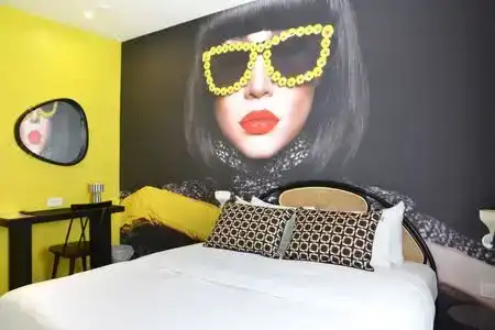 Le Glam's Hôtel - 4