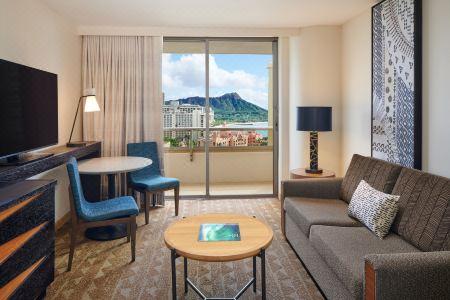 Embassy Suites by Hilton Waikiki Beach Walk - 16
