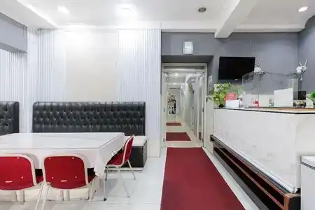 RedDoorz Plus @ Guntur Raya Setiabudi - 5