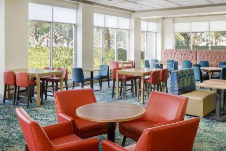 Hilton Garden Inn Orlando at SeaWorld - 4