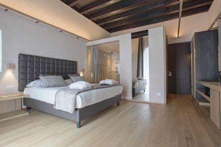 Alba Palace - 2