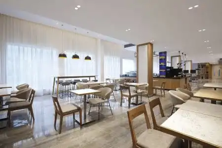 Holiday Inn Express Bengaluru Whitefield ITPL, an IHG - 3