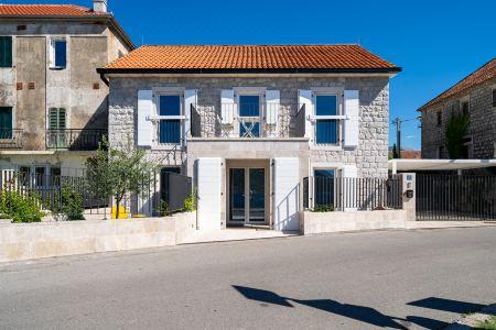 Villa Lastva is a Five Star Seafront Luxury Villa with Privite Pool - 49
