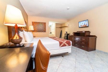 Sevilla Inn Kissimmee- Near Disney - 12