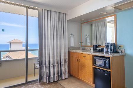 Embassy Suites by Hilton Waikiki Beach Walk - 99