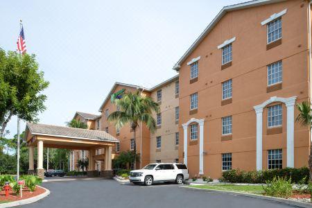 Holiday Inn Express & Suites Naples North - Bonita Springs by IHG - 6