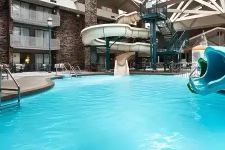 Bismarck and Conference Center - 4