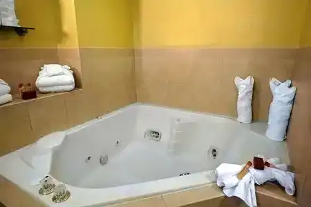 Plaza Resort & Spa - 5