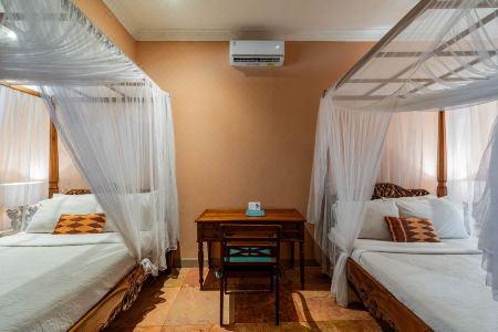 Honeymoon Guesthouse - 151