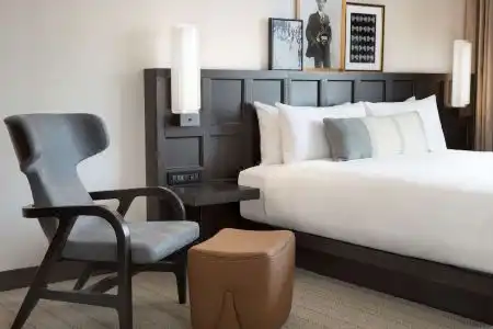 The Clift Royal Sonesta - 98