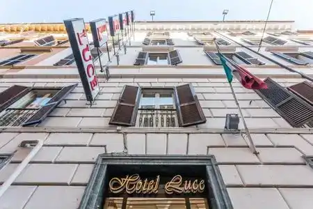 Raeli Luce - 2
