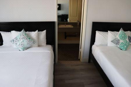 Hometel Suites - 20