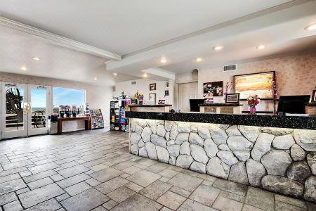 Beachcomber Motel - 2