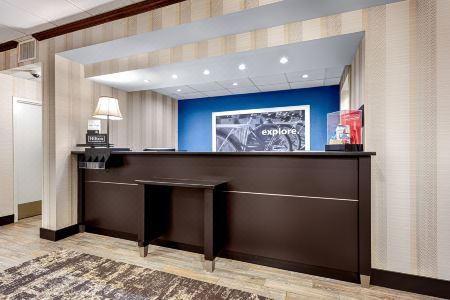 Hampton Inn Amelia Island at Fernandina Beach - 3
