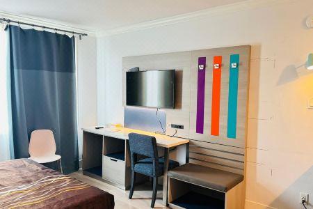 Hometel Suites - 27