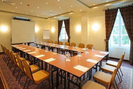 Ipoly Residence Executive Suites - 6