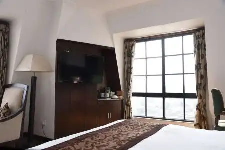 Maya Manor Boutique by KGH Group - 29