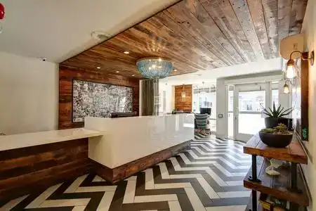 The Inn at Venice Beach - 2