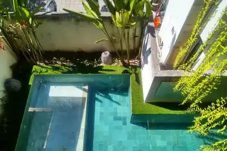 Kuta Suci Guest House - 2