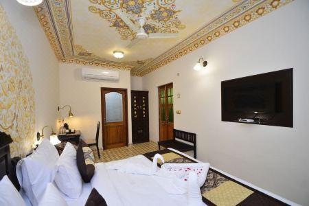 Nirbana Palace - A Heritage and Spa - 28