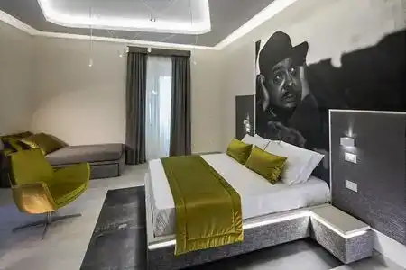 Via Veneto Suites - 3