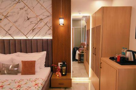 Sarang Palace - A Luxury Boutique - 120