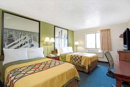 Super 8 Newport News/Jefferson Ave. - 8