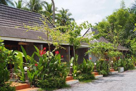 Ruean Thai Nai Bang by Pansak Resort - 27