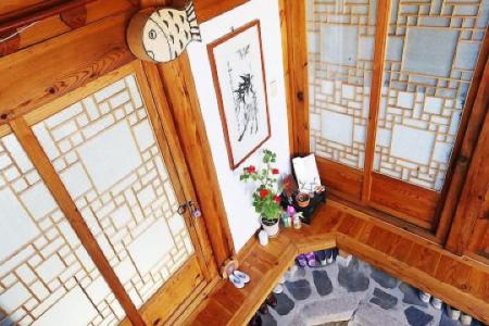 Inwoo Guesthouse - 8