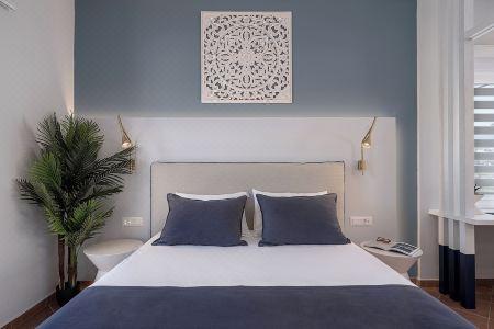 Elena Seafront Luxury Apartments - 48