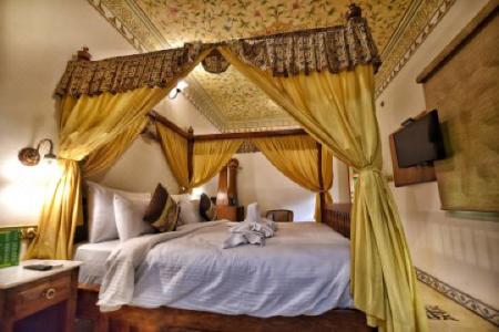 Nirbana Palace - A Heritage and Spa - 9