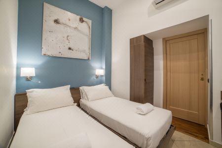 B&B Chiaia 32 - 36