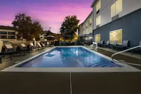 Fairfield Inn & Suites Chesapeake - 4