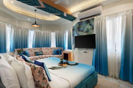 Sarang Palace - A Luxury Boutique - 175
