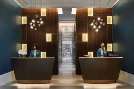 De Bonart Naples, Curio Collection by Hilton - 5