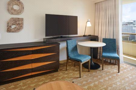 Embassy Suites by Hilton Waikiki Beach Walk - 52