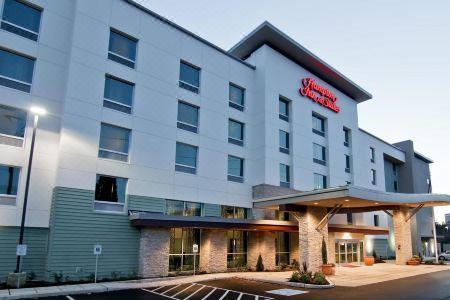 Hampton Inn & Suites Bellevue Downtown-Seattle - 15