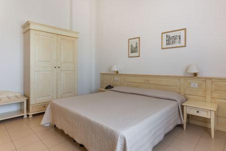 Rodia Inn - 11