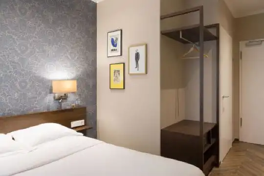 Perrin - Former Carlton - 87