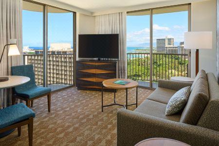 Embassy Suites by Hilton Waikiki Beach Walk - 33