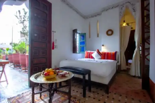 Riad Kaiss by Anika - 168