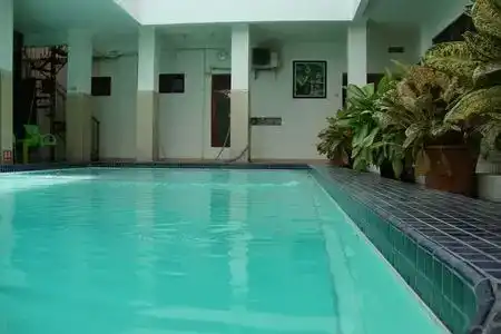 Gloria Amanda - 3